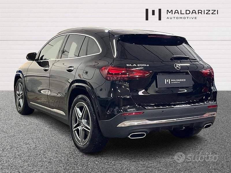 Usata Mercedes GLA200 Advanced Plus 150 CV (110 kW) 2023 Nero SUV