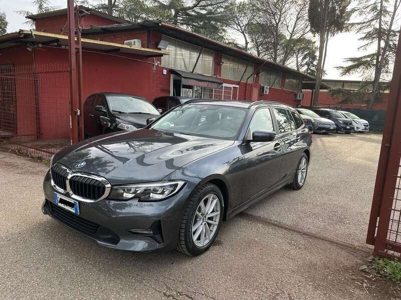 Usata BMW 318 Advantage 150 CV (110 kW) 2020 Grigio Station wagon