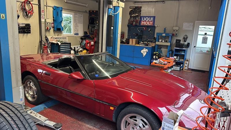 Usata Corvette C4 240 CV (176 kW) 1990 Rosso Cabrio