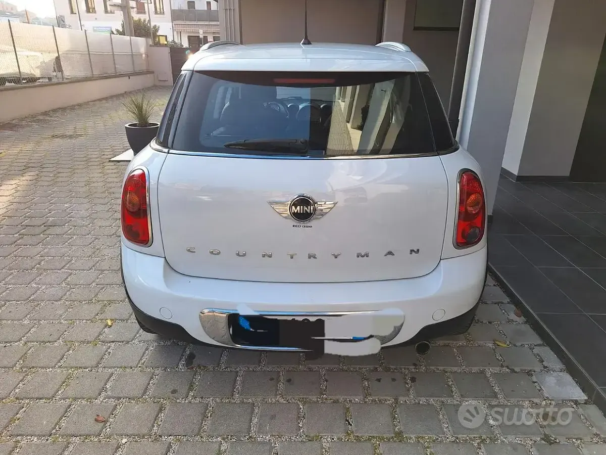 Usata Mini Countryman 122 CV (89 kW) 2011 Bianco SUV