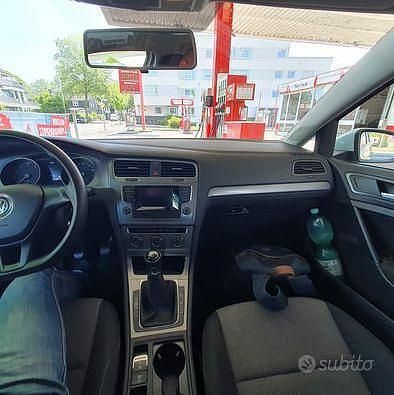 Usata VW Golf VII Trendline 85 CV (62 kW) 2013 Bianco Berlina