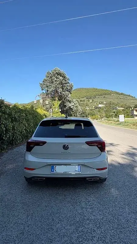 Usata VW Polo R-line 95 CV (69 kW) 2023 Utilitaria