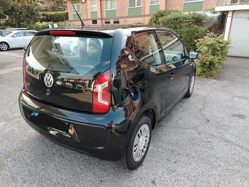 Begagnad VW up! 75 HK (55 kW) 2012 Svart Halvkombi