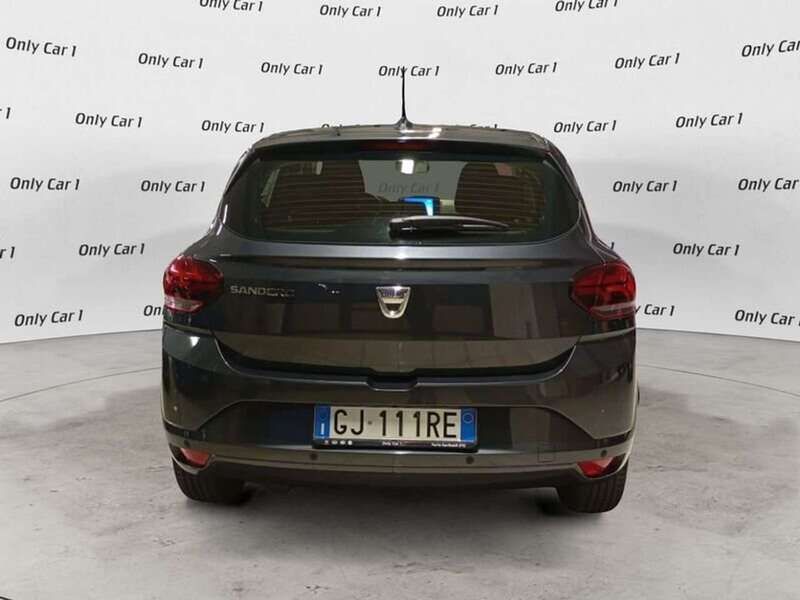 Usata Dacia Sandero Comfort 101 CV (74 kW) 2022 Grigio scuro Utilitaria