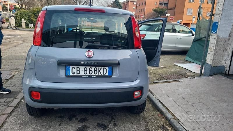 Usata Fiat Panda Easy 69 CV (50 kW) 2021 Grigio Berlina