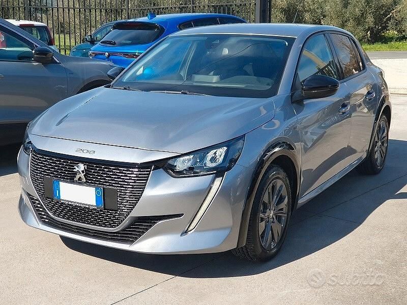 Usata Peugeot 208 100 kW (136 CV) 2022 Grigio Utilitaria