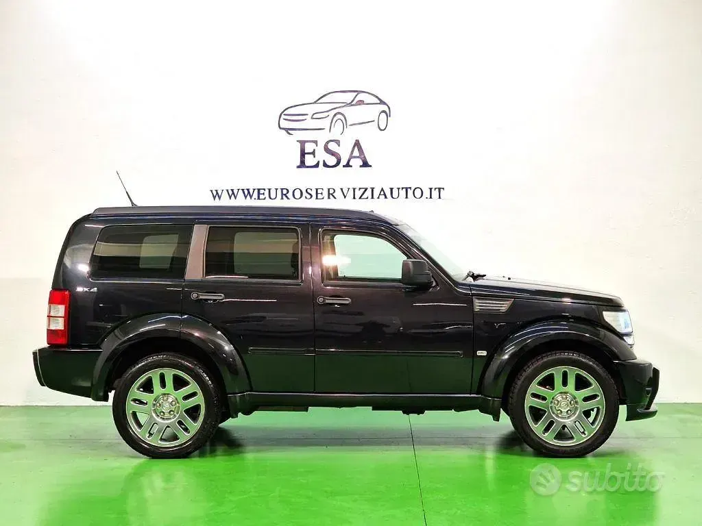 Usata Dodge Nitro 260 CV (191 kW) 2016 Nero SUV