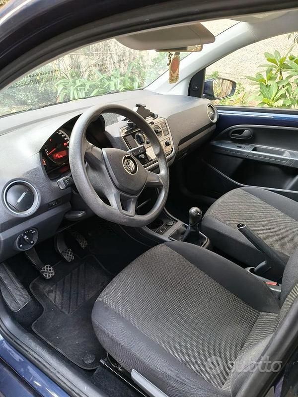 Blu Usata 2017 VW up! Due volumi | 7200 € (Ottimo prezzo) - Immagine 1/3