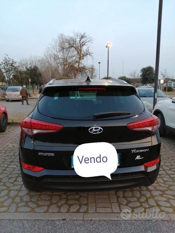 Usata Hyundai Tucson 141 CV (103 kW) 2017 Nero SUV
