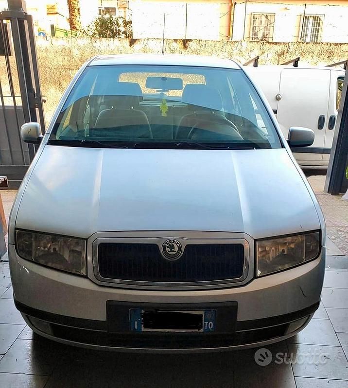 Usata Skoda Fabia 68 CV (50 kW) 2001 Berlina