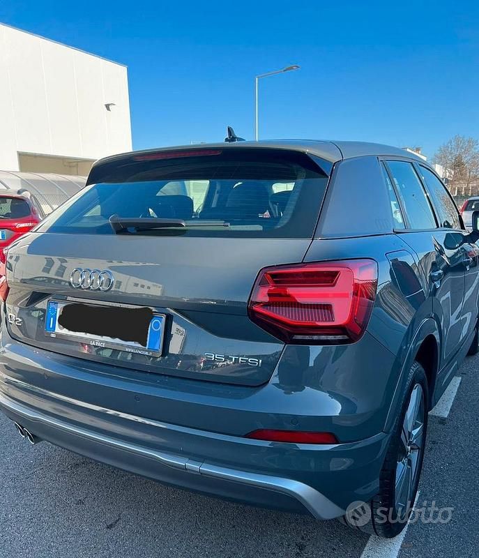 Usata Audi Q2 Admired 150 CV (110 kW) 2020 Grigio SUV