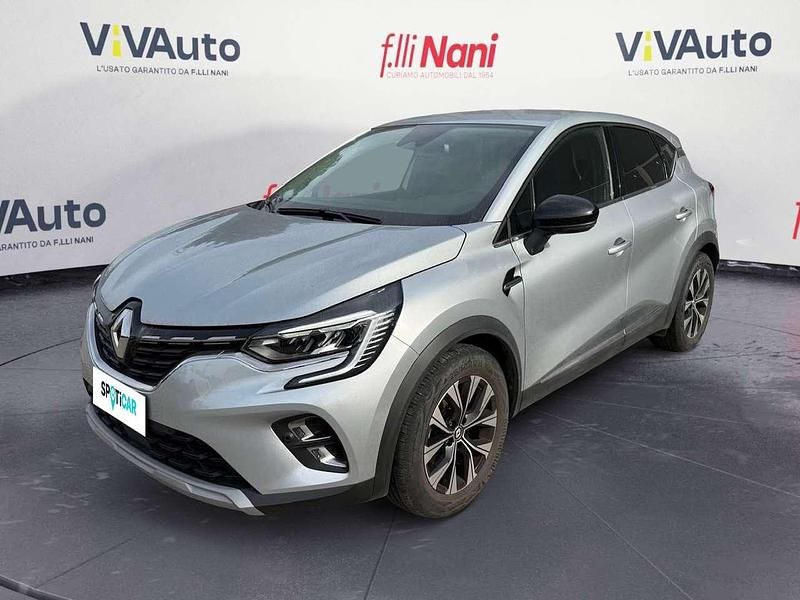 Usata Renault Captur Techno 143 CV (105 kW) 2023 Grigio SUV