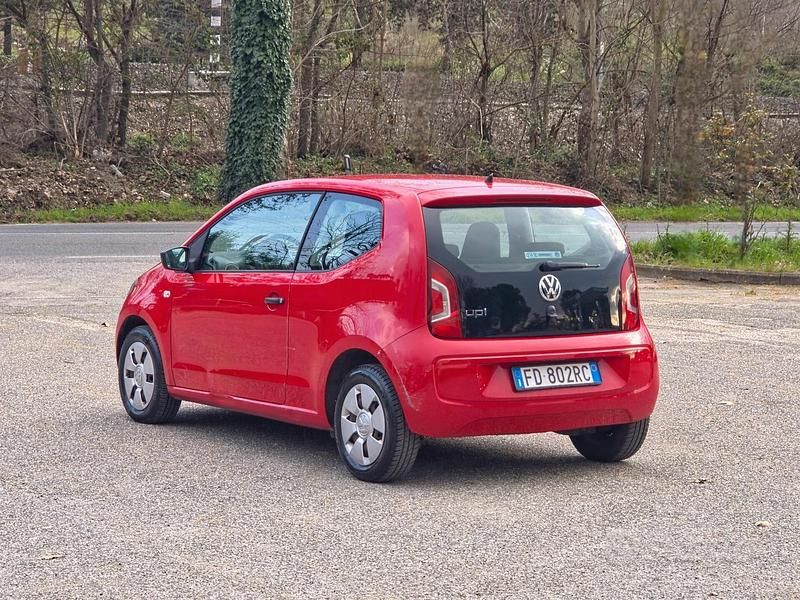 Usata VW up! Move 59 CV (43 kW) 2016 Rosso Utilitaria