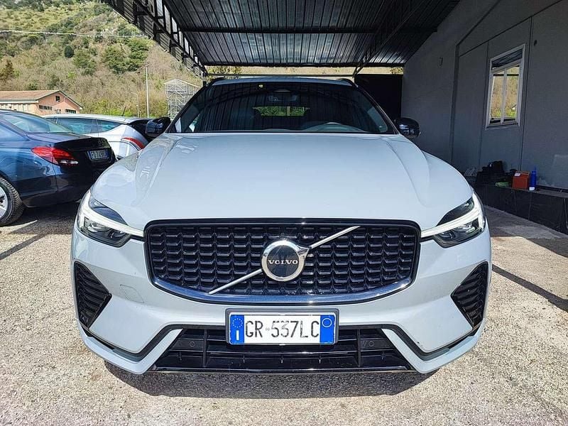 Usata Volvo XC60 Ultimate 197 CV (144 kW) 2024 Grigio SUV