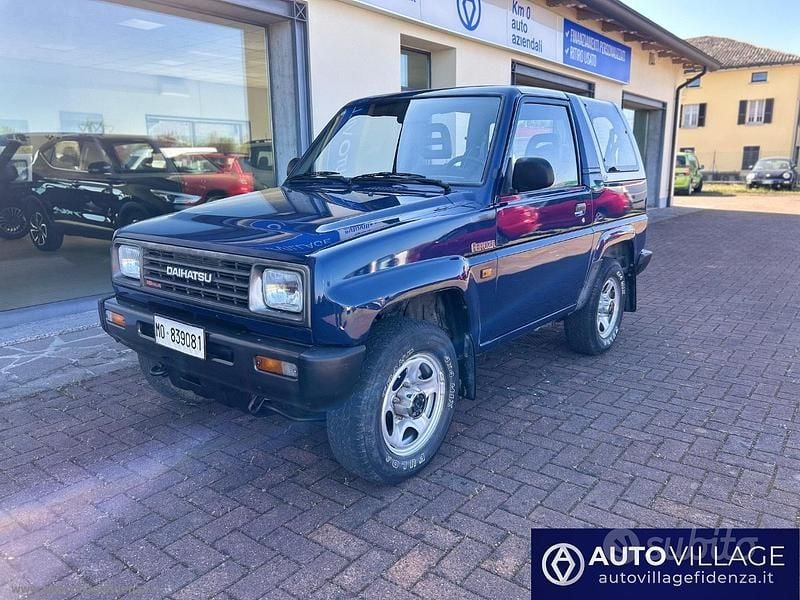 Usata Daihatsu Feroza 95 CV (69 kW) 1990 Blu SUV