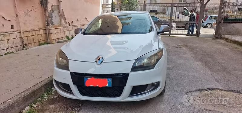 Usata Renault Mégane Coupé 110 CV (80 kW) 2011 Bianco Coupé