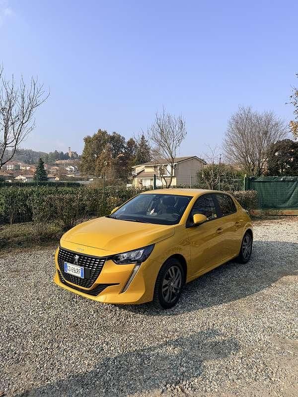 Usata Peugeot 208 Active 75 CV (55 kW) 2021 Oro Utilitaria