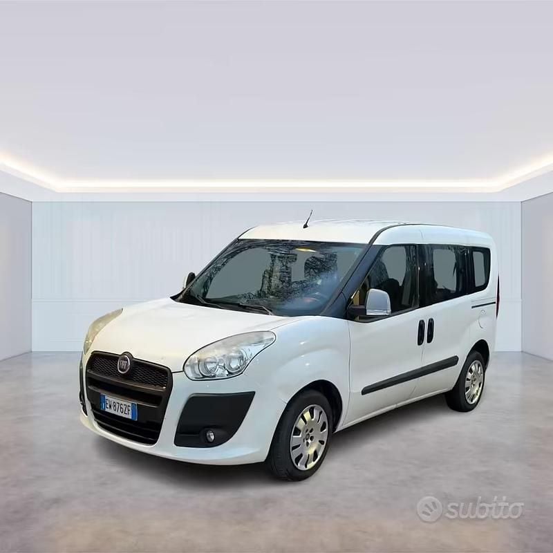 Usata Fiat Doblò 120 CV (88 kW) 2014 Bianco Monovolume