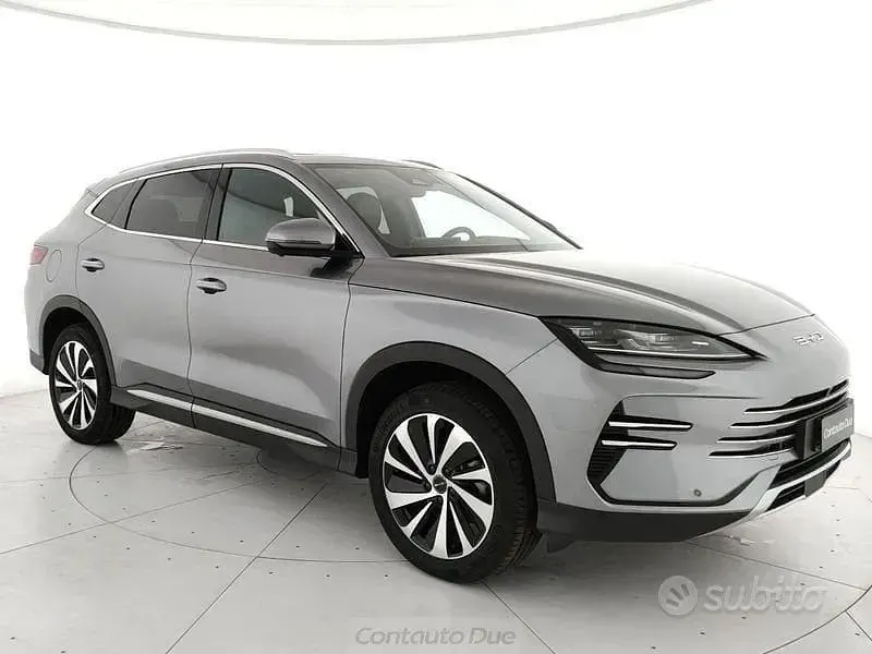 Nieuw BYD Seal U Design 324 PK (238 kW) 2026 Grijs SUV