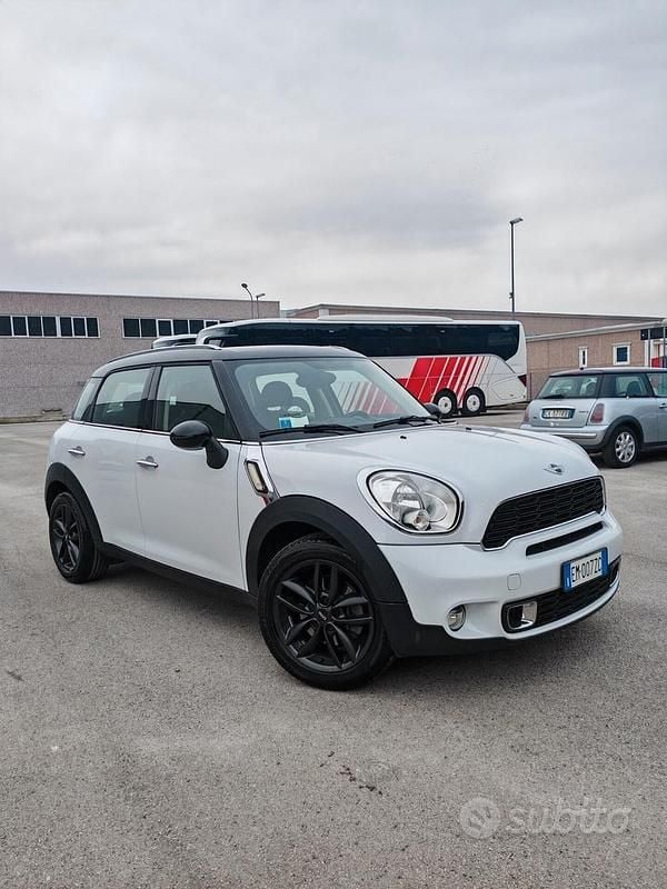 Usata Mini Cooper SD Countryman 142 CV (104 kW) 2012 Bianco SUV