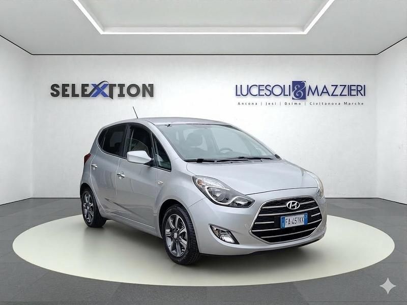 Usata Hyundai ix20 Classic 89 CV (65 kW) 2015 Grigio Utilitaria