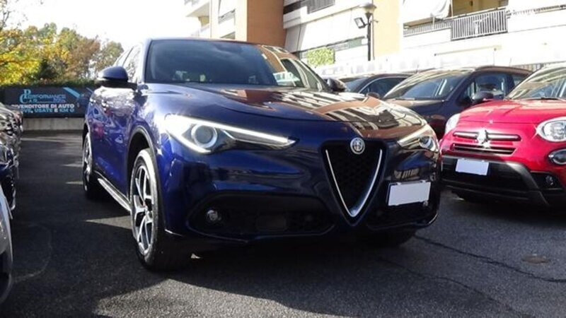Usato 2018 Alfa Romeo Stelvio 2.2 Diesel 210 CV (26.490 €)