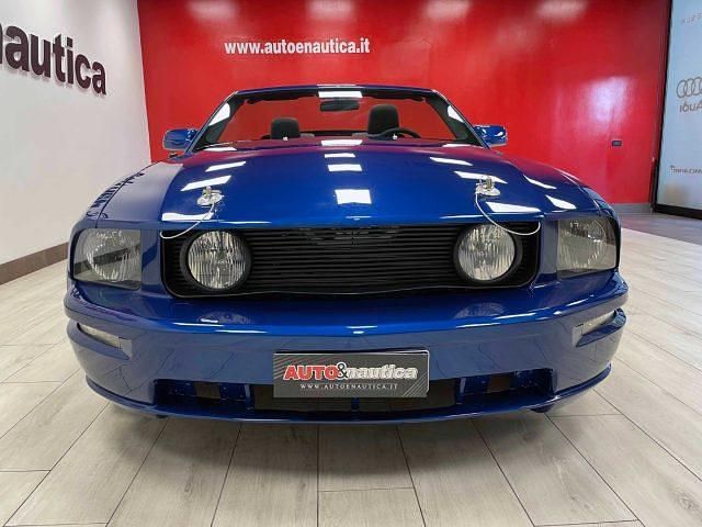 Usata Ford Mustang 212 CV (155 kW) 2005 Blu Cabrio