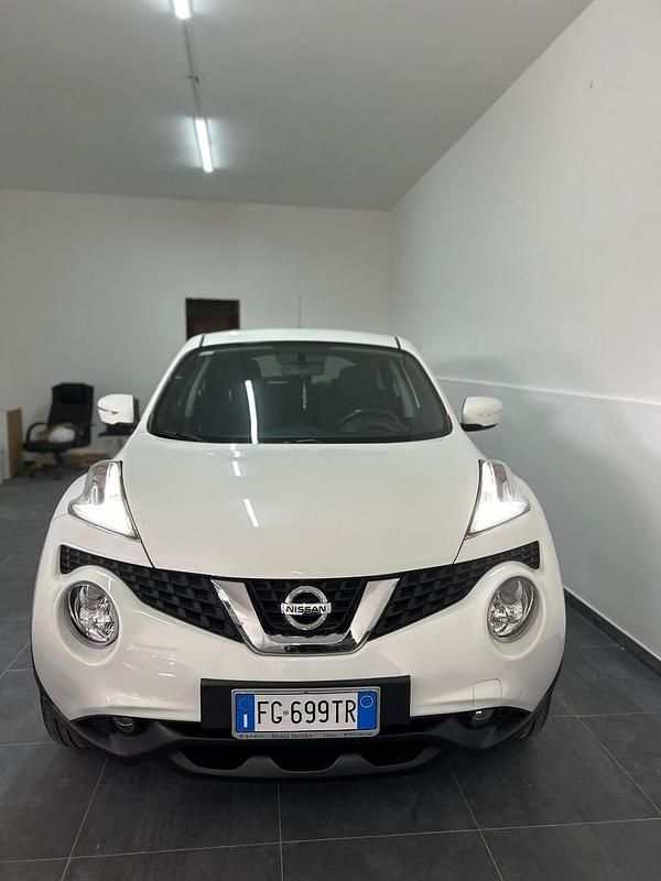 Bianco Usata 2014 Nissan Juke Visia SUV | 8000 € (Buon prezzo) - Immagine 1/4