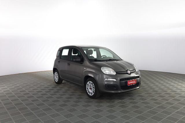 Usata Fiat Panda 69 CV (50 kW) 2022 Grigio maestro Utilitaria