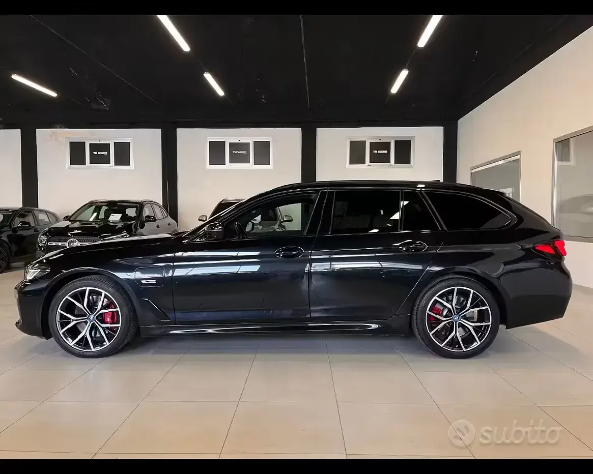 Usata BMW 530e M Sport 184 CV (135 kW) 2023 Nero Station wagon