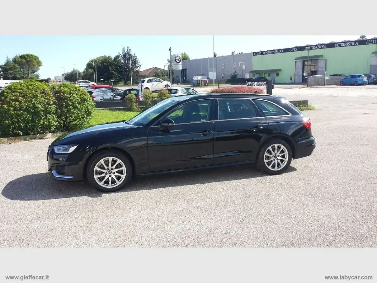 Usata Audi A4 Advanced 150 CV (110 kW) 2024 Nero Berlina