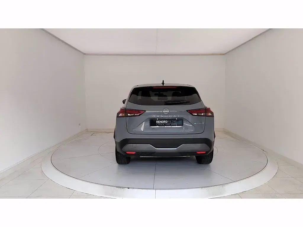 Usata Nissan Qashqai N-Connecta 158 CV (116 kW) 2023 Grigio pastello SUV