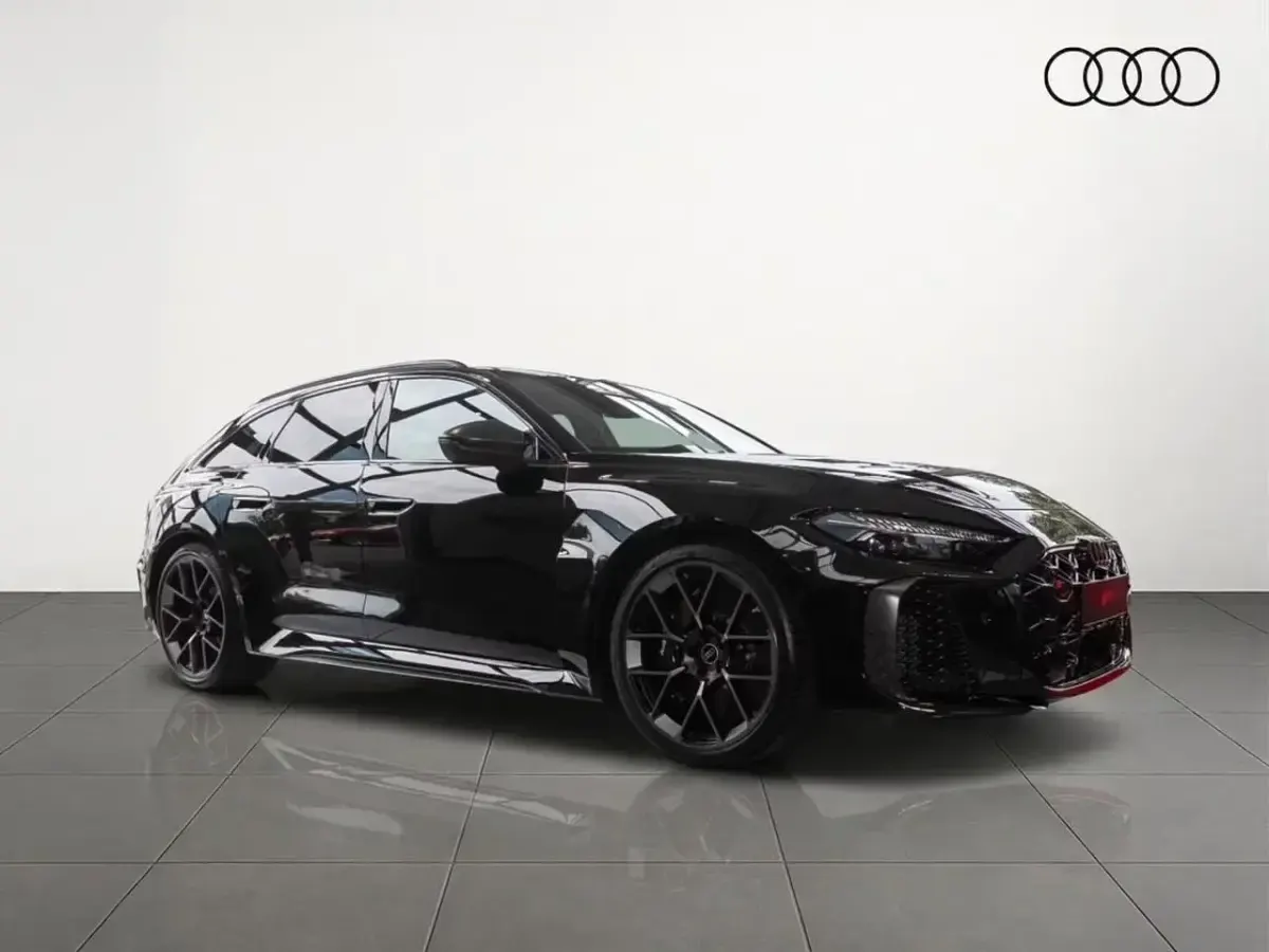 Nuova Audi RS5 Sport 639 CV (469 kW) 2026 Nero Station wagon