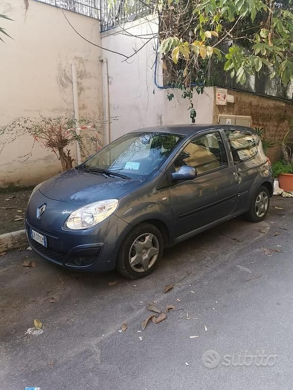Usata Renault Twingo 64 CV (47 kW) 2007 Grigio Utilitaria