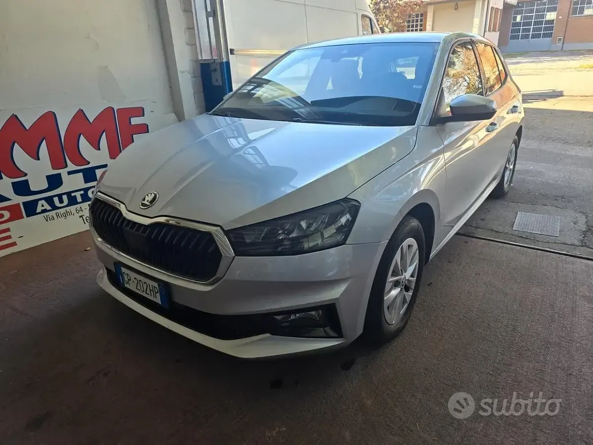Usata Skoda Fabia Style 65 CV (47 kW) 2023 Grigio Utilitaria