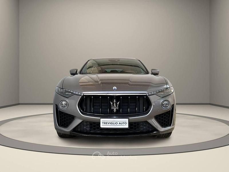 Usata Maserati Levante GT 330 CV (242 kW) 2022 Grigio / metallizzato SUV