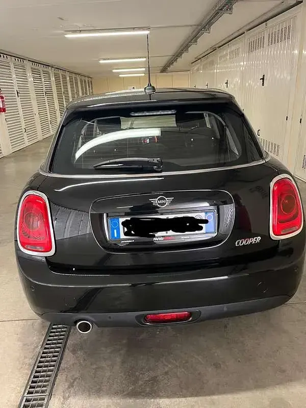 Usata Mini Cooper 136 CV (100 kW) 2018 Nero Utilitaria