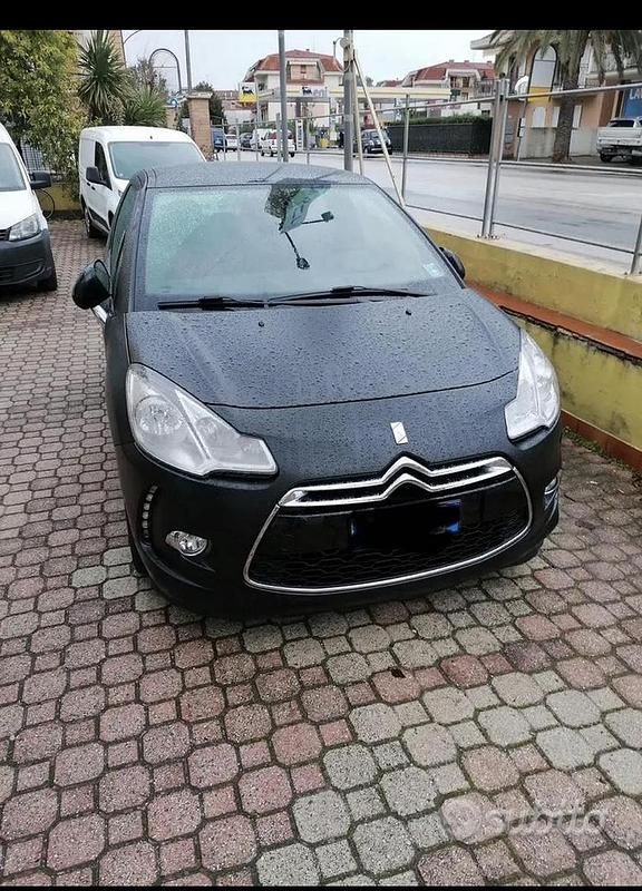 Usata Citroën DS3 70 CV (51 kW) 2011 Nero Utilitaria