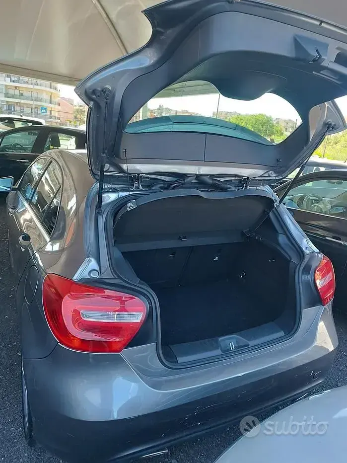 Usata Mercedes A160 Night 90 CV (66 kW) 2014 Utilitaria