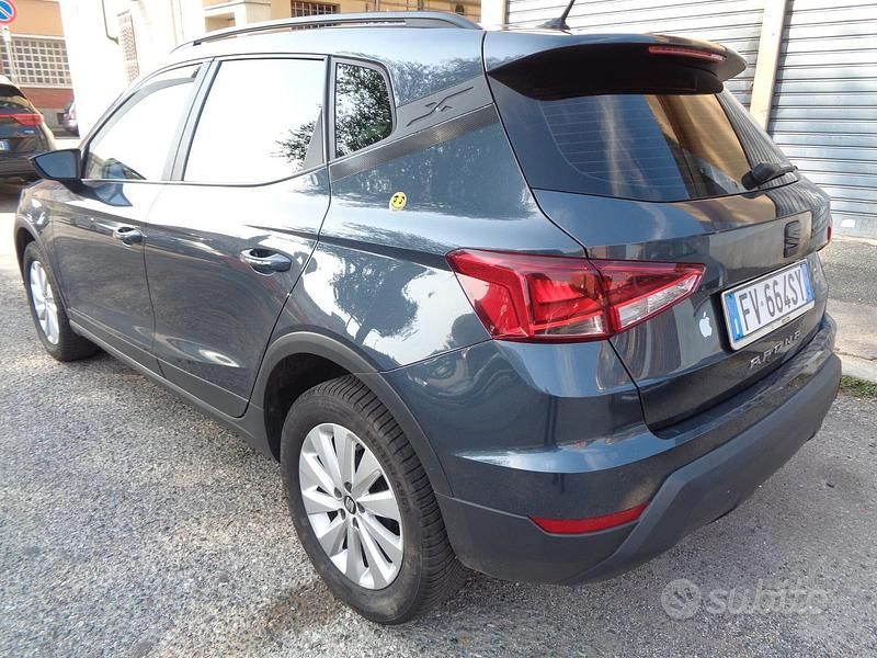 Usata Seat Arona Style 95 CV (69 kW) 2019 Grigio SUV