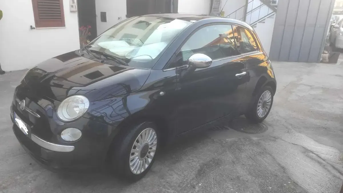 Usata Fiat 500 Lounge 69 CV (50 kW) 2008 Nero Utilitaria