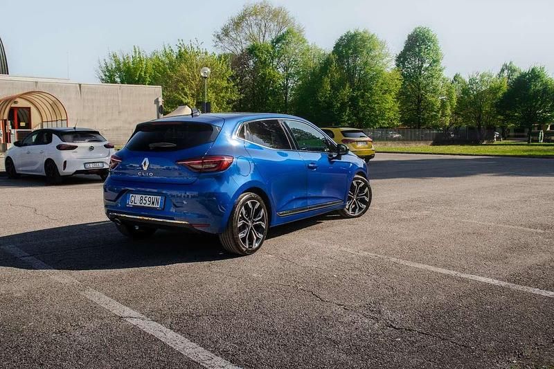 Usata Renault Clio V Techno 91 CV (66 kW) 2022 Berlina