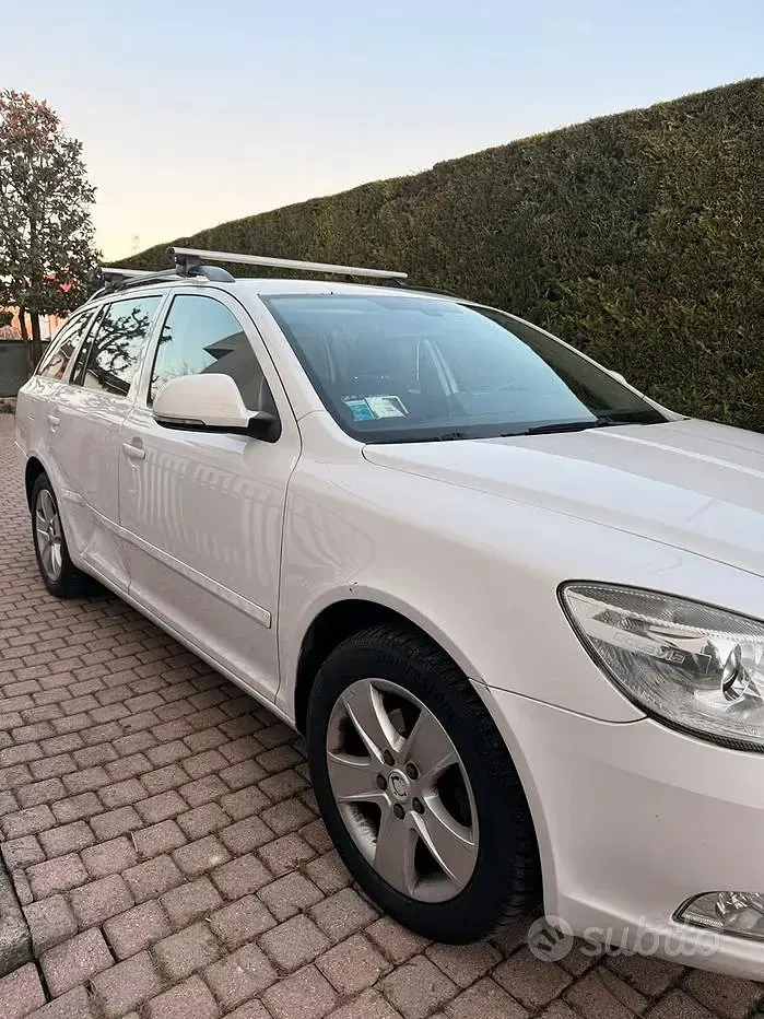 Usata Skoda Octavia 102 CV (75 kW) 2012 Bianco Station wagon