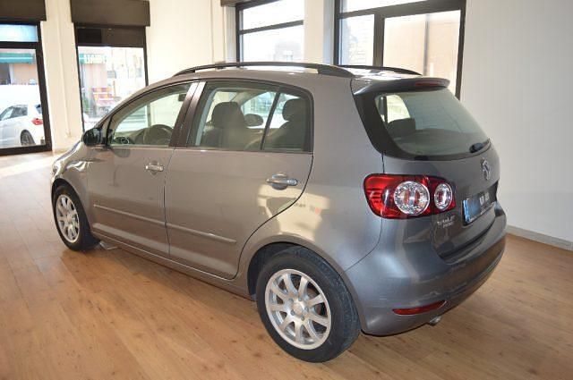 Usata VW Golf Plus Cross Comfortline 105 CV (77 kW) 2012 Grigio scuro Monovolume