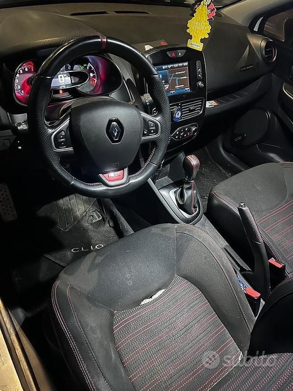 Usata Renault Clio IV R.S. 200 CV (147 kW) 2018 Berlina