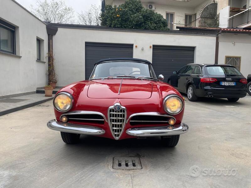 Usato 1960 Alfa Romeo Giulietta Benzin (68.000 €)