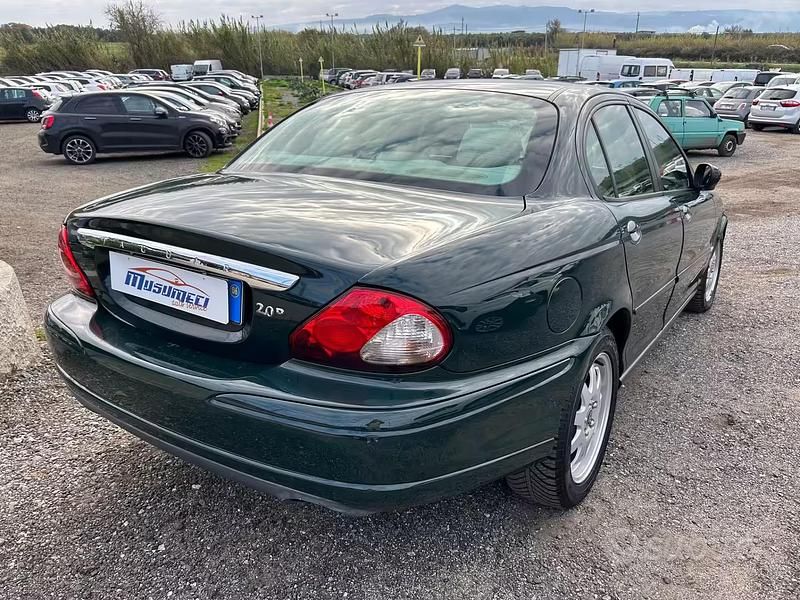 Usata Jaguar X-type 131 CV (96 kW) 2007 Verde Berlina