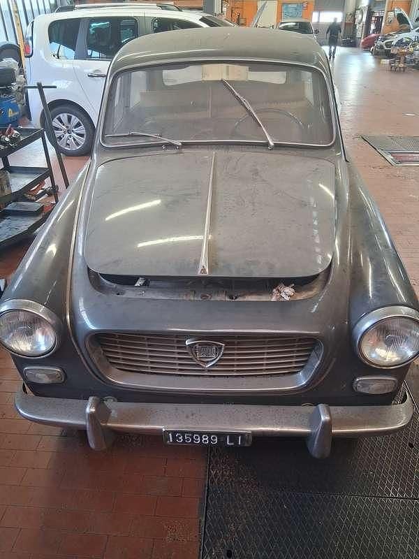 Usata Lancia Appia 44 CV (32 kW) 1960 Grigio Berlina