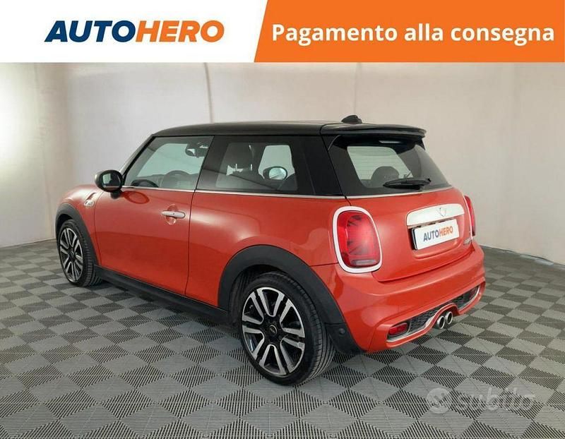 Usata Mini Cooper S 192 CV (141 kW) 2020 Arancio Utilitaria