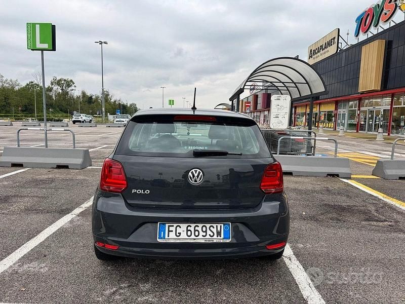 Usata VW Polo 75 CV (55 kW) 2017 Grigio Berlina